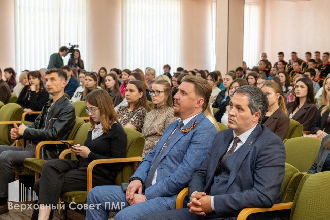 Фото: пресс-служба Верховного Совета ПМР
