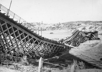 Взорванный мост через Днестр возле Бендер, 1941 год