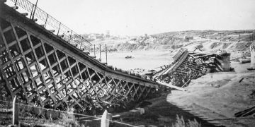 Взорванный мост через Днестр возле Бендер, 1941 год